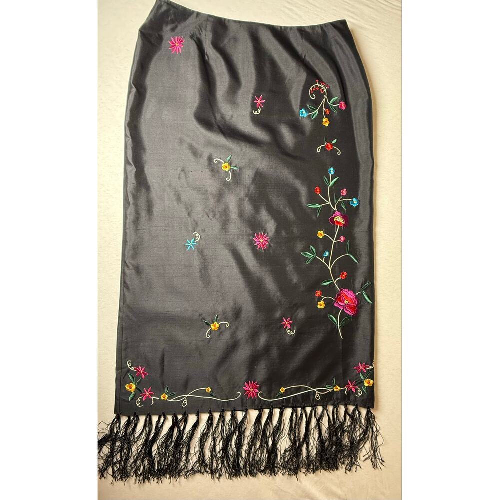 VTG 90s Silkland 100% Silk Embroidered Midi Skirt Boho Y2K Fringe Hem 
Size 14